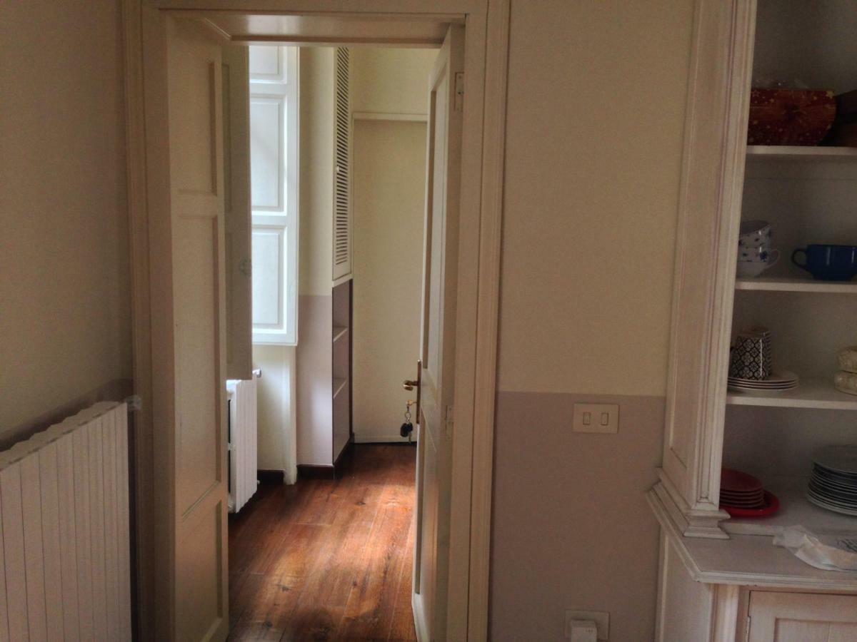 B & B Luca Giordano N6 Neapel Exteriör bild