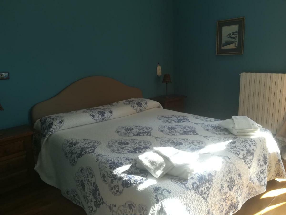 B & B Luca Giordano N6 Neapel Exteriör bild
